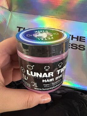 Lunar Tides Petal Pink Hair Dye